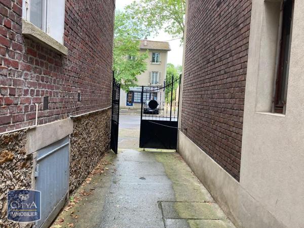 Local professionnel à louer