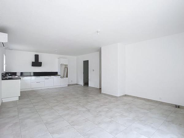 Maison neuve type 4 avec terrasse et jardin