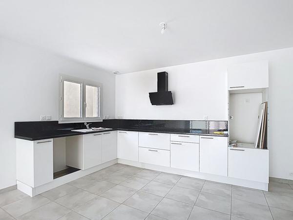 Maison neuve type 4 avec terrasse et jardin