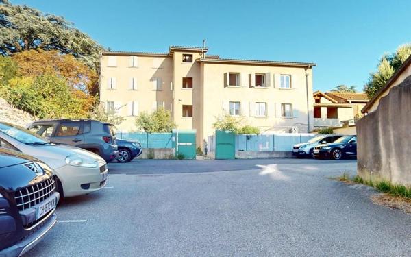 Appartement à vendre    3 pièces •  Villefranche-sur-Saône