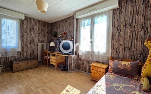 Appartement à vendre    4 pièces • 94,38 m2 Meyzieu