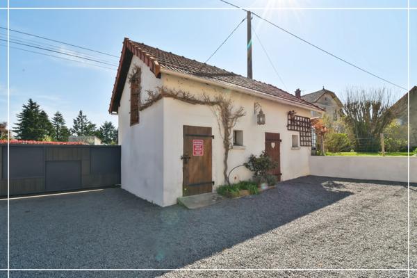 Maison de charme rénovée avec prestations modernes, 4 pièces CHATEAUMEILLANT (18)