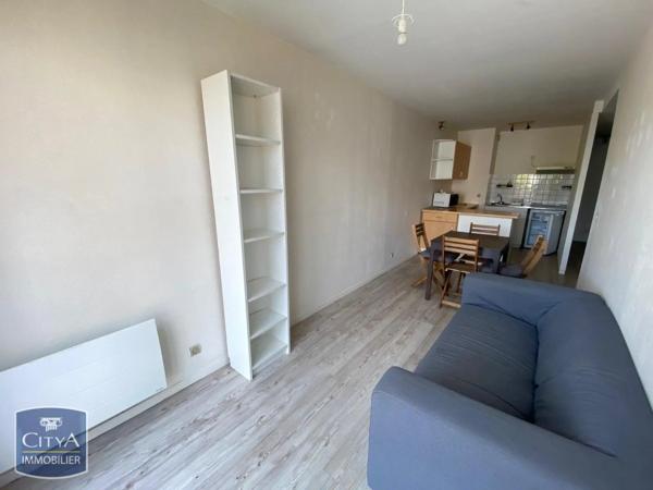Appartement à louer 2 pièces 40.15m² Bordeaux (33000)