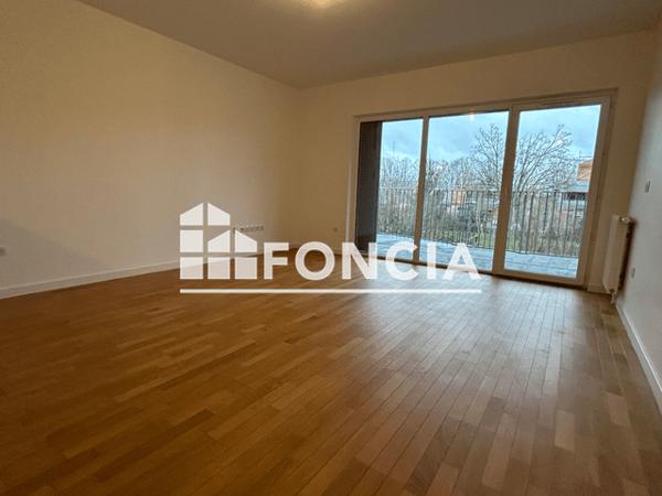 Location Appartement 3 pièces 79.8 m² - 8 RUE VICTOR GARAIX Chartres 28000