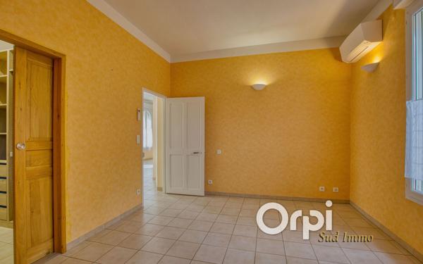 Maison à vendre    6 pièces •  Chomérac