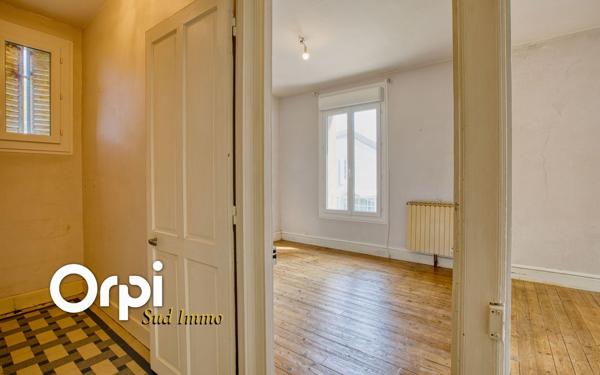 Maison à vendre    6 pièces •  Chomérac