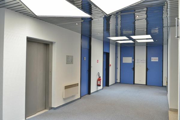 BUREAUX à LOUER de 122 m²