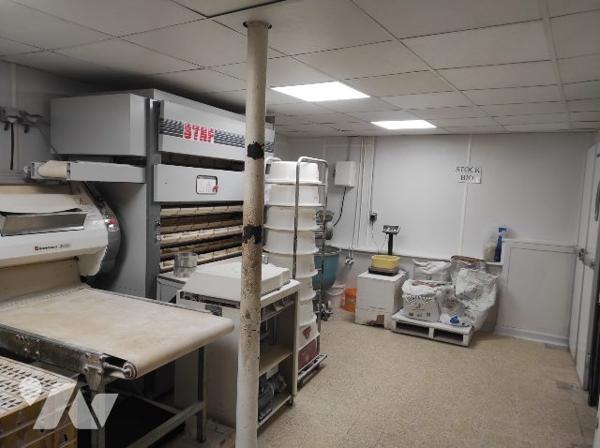 Appartement et commerce