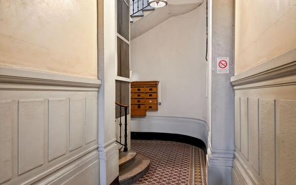 Appartement à vendre    7 pièces • 200 m2 Lyon 7