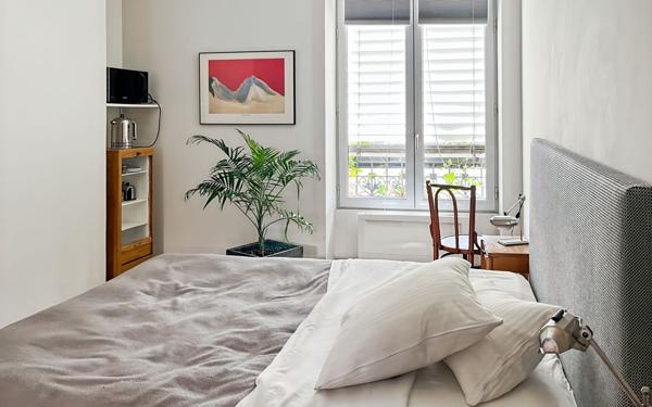 Appartement à vendre    7 pièces • 200 m2 Lyon 7