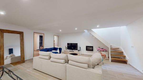 Villa moderne 7p 3ch 205 m2 + vue sur Paris