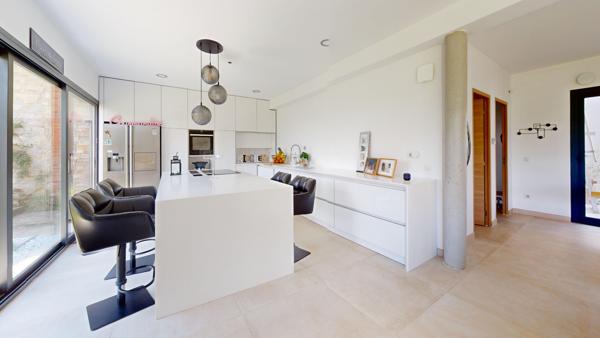 Villa moderne 7p 3ch 205 m2 + vue sur Paris