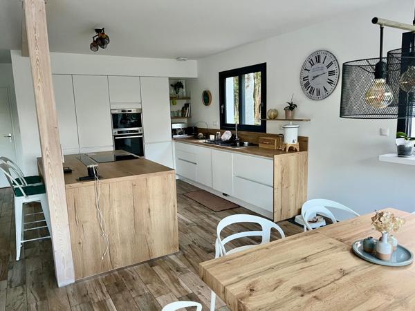 Maison à LARMOR-BADEN, 56870 - 5 pièces 140m²