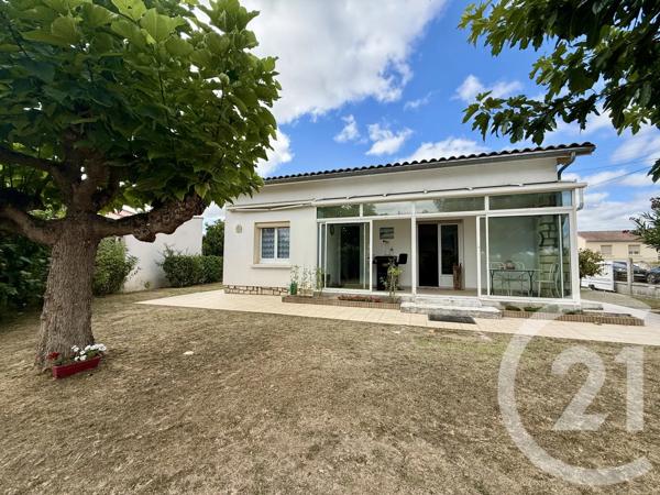 Maison à vendre  4 pièces - 88 m 2   SAUJON  - 17