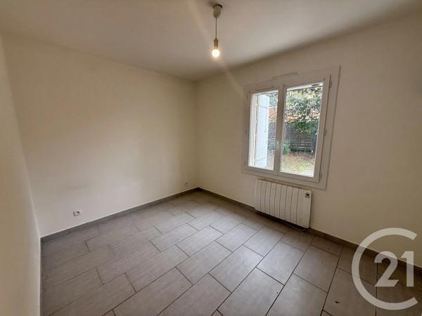 Maison à vendre  4 pièces - 88 m 2   SAUJON  - 17