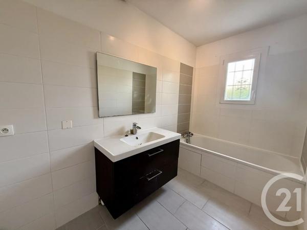 Maison à vendre  4 pièces - 88 m 2   SAUJON  - 17