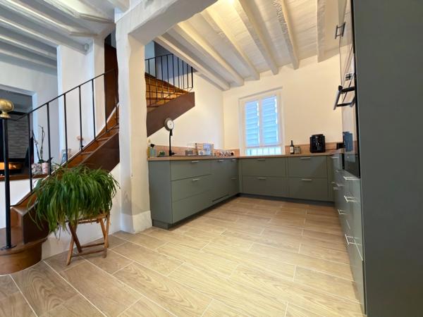 Maison 10 pièces, 337 m2
