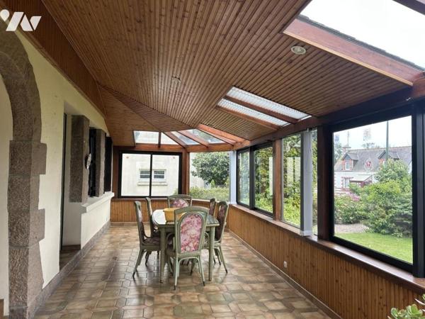 Maison de 140 m²/ 2 logements possibles/ grand garage
