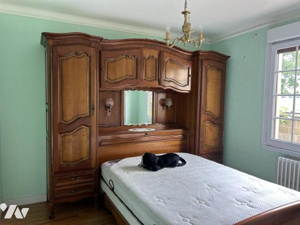 Maison de 140 m²/ 2 logements possibles/ grand garage