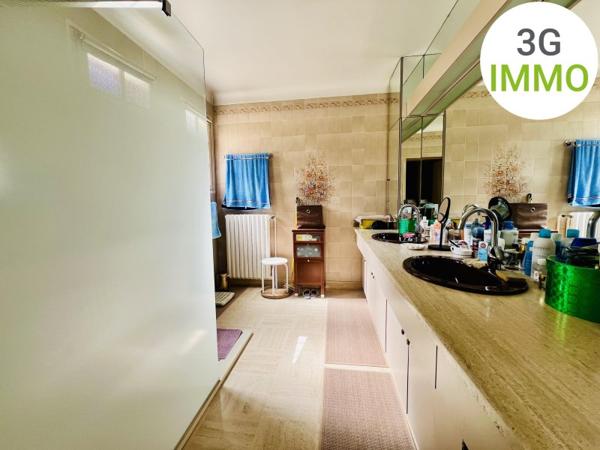 Vente / Maison d'architecte à Cholet (49300)