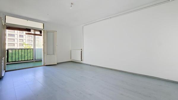 Vente / Appartement T4 à Vénissieux (69200)