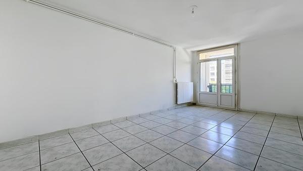 Vente / Appartement T4 à Vénissieux (69200)