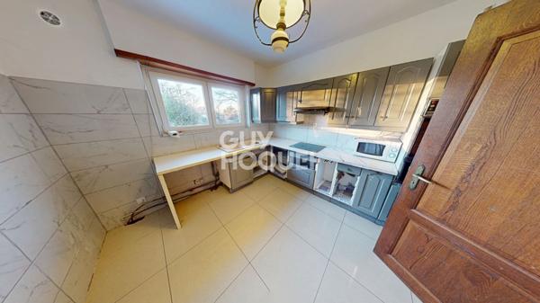 Vente d'une maison plain pied surélevé de 9 pièces au Rebberg