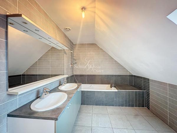 MAISON D'ARCHITECTE DE PLUS DE 250M2 HABITABLE 5 CHAMBRES