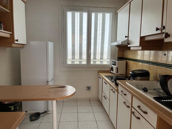 Lyon (69008) LYON 8, LA BUIRE-BATAILLE, T3 LUMINEUX, BALCON, CAVE, PARKING