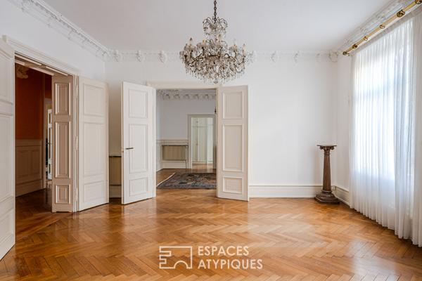 Appartement bourgeois et son jardin quartier Orangerie