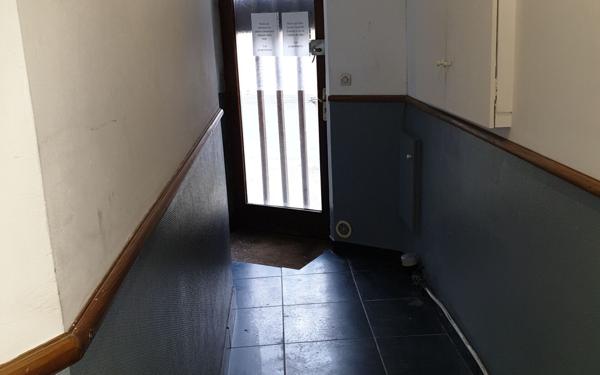 Immeuble à vendre    7 pièces • 146 m2 Armentières