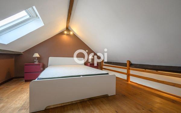 Immeuble à vendre    7 pièces • 146 m2 Armentières