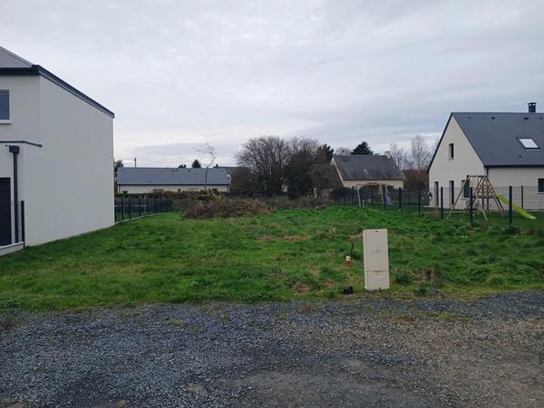 PUTOT-EN-BESSIN ! Terrain de 562 m². 116 200 €.