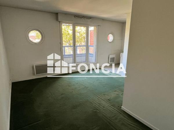 Location Studio 26.72 m² - 1A/5/7 RUE DE LA DIGUE Lille 59800