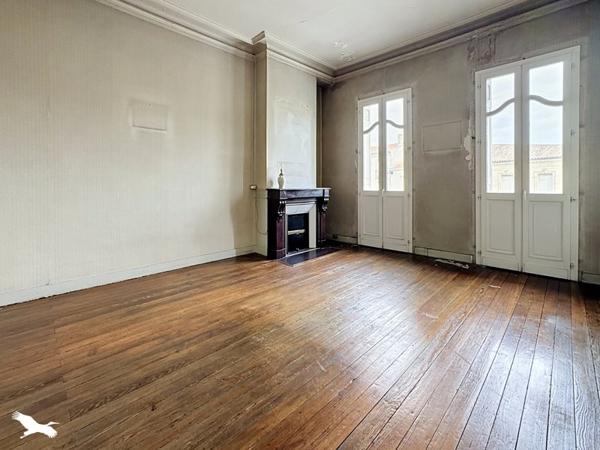 Appartement 360 000 € Bordeaux 4 p 100 m² DPE D