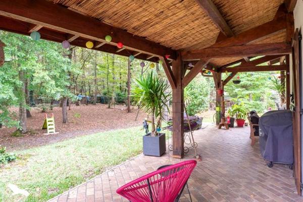 Maison à vendre |  Saint-Pierre-du-Mont |  8 pièces | 196 m²