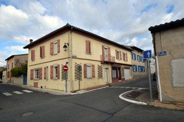 Fronton (31620) MAISON T9 250 m² VILLEBRUMIER