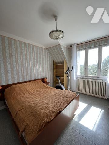 MAISON - PLEUVEN