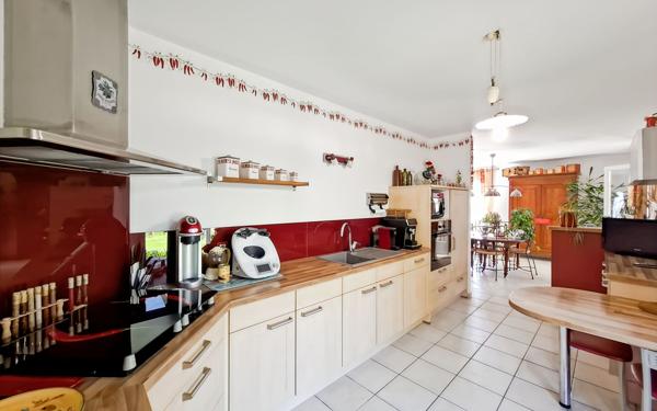 Maison à vendre    5 pièces •  Grisolles