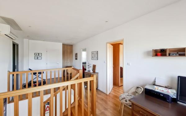 Maison à vendre    5 pièces •  Grisolles