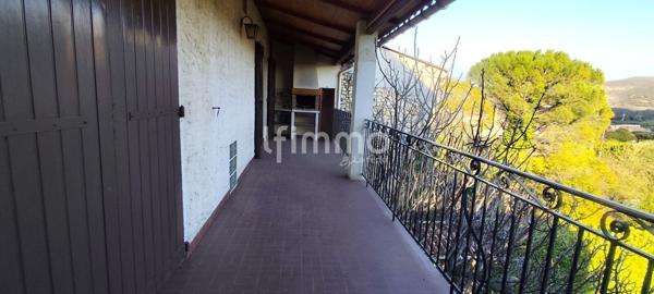 Maison de caractère 175 m² avec terrain, dépendances et vue Durance