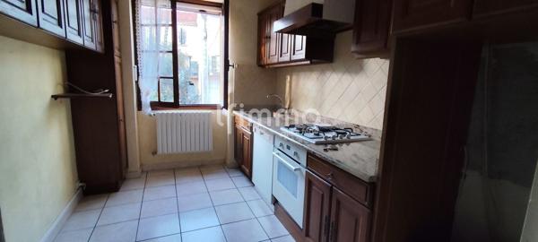 Maison de caractère 175 m² avec terrain, dépendances et vue Durance