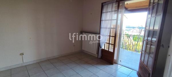 Maison de caractère 175 m² avec terrain, dépendances et vue Durance