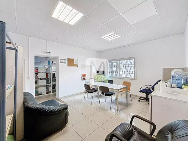 DPT GUYANE, à louer CAYENNE Local/Bureau de 183 m2