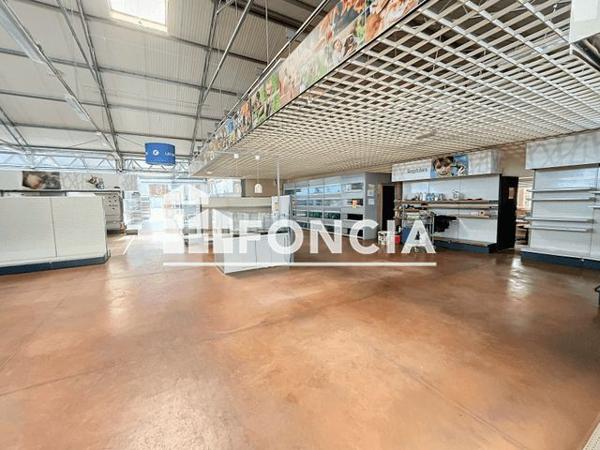 À vendre Local commercial 1000 m² - La Lande-patry 61100