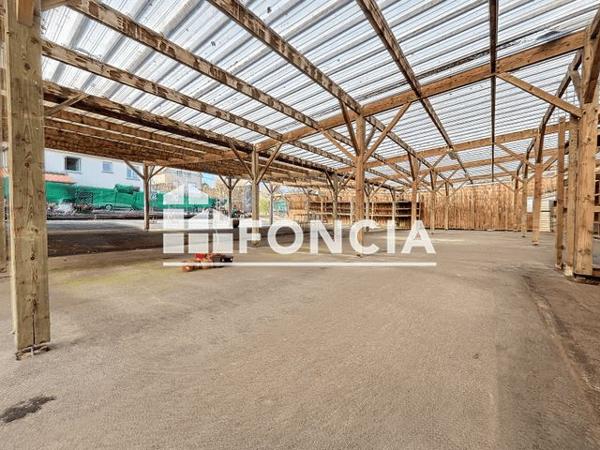 À vendre Local commercial 1000 m² - La Lande-patry 61100