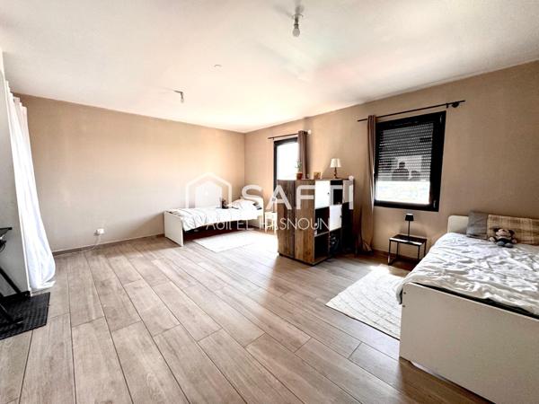 EXCLUSIVITÉ – –  Opportunité rare : maison récente avec piscine, à 15 min de Montpellier !