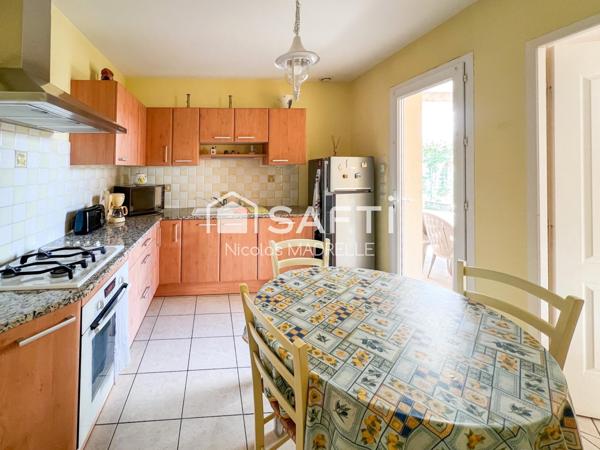 Maison 100 m2, 3 chambres à Sainte-Eulalie