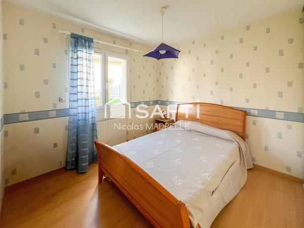 Maison 100 m2, 3 chambres à Sainte-Eulalie