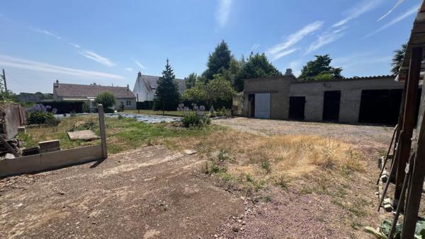 Terrain à bâtir en second rideau d'environ 800m²